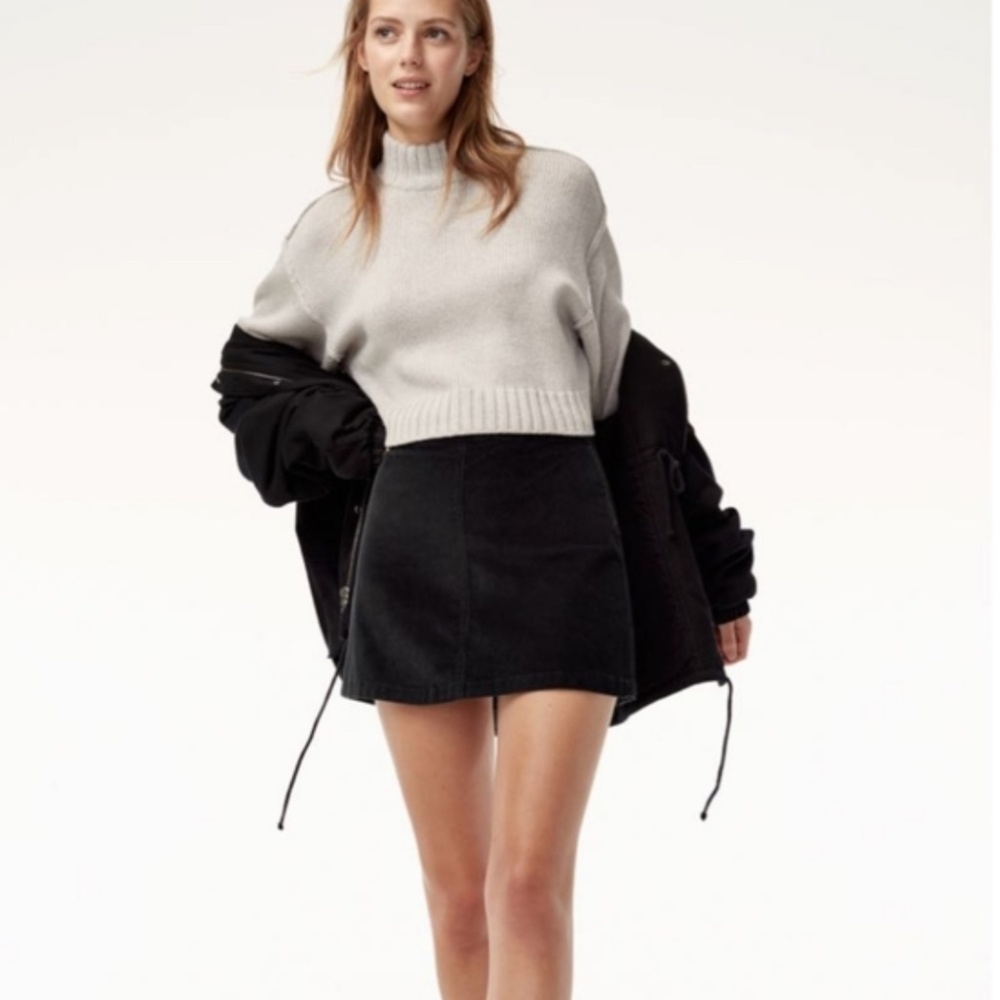 Aritzia Wilfred Free Black Denim Mini Skirt Size 2 Y2K Streetwear
